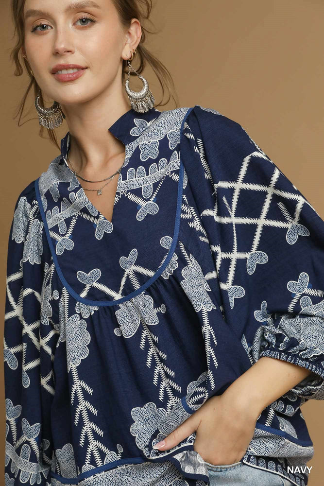 TRIBAL PRINT V NECK TOP